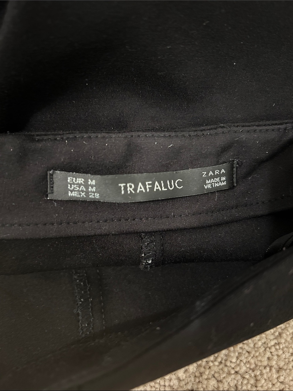 Zara High Rise Shorts - Picture 4 of 5